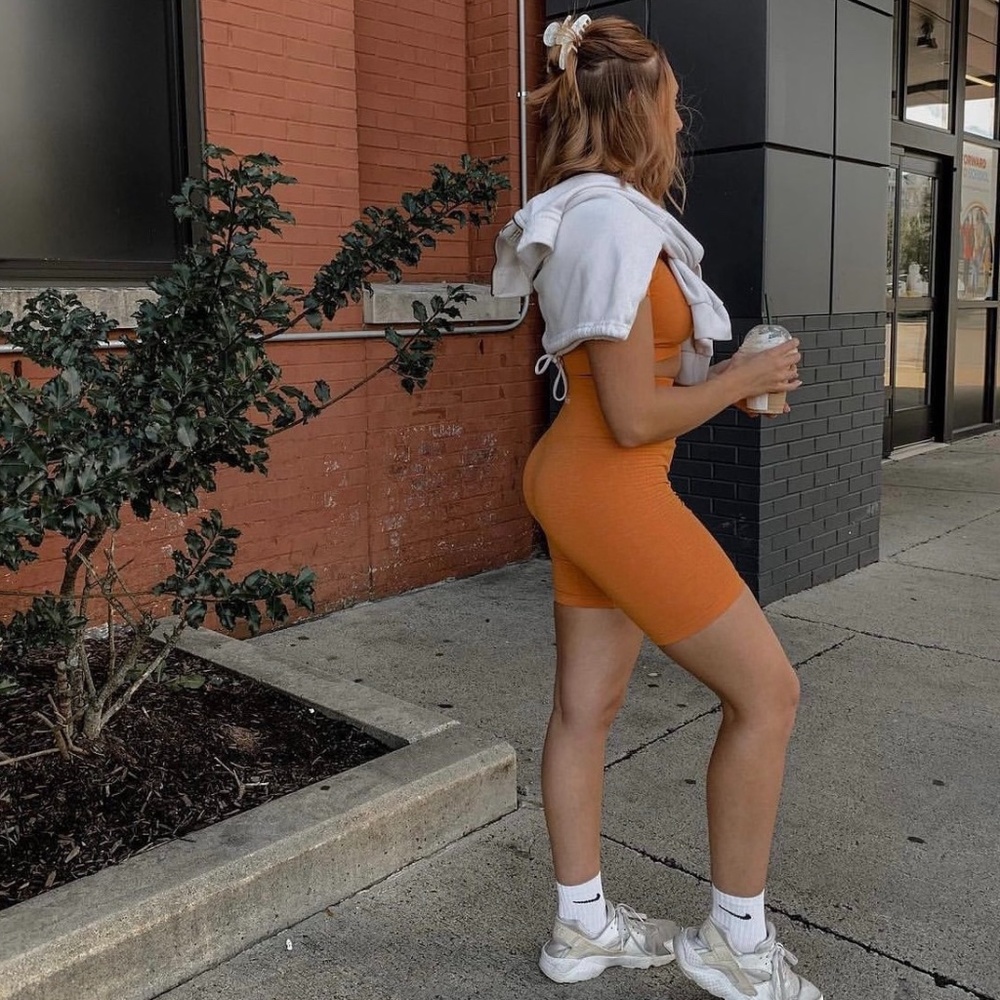 Alphalete Athletics Amplify Biker Shorts Seamless